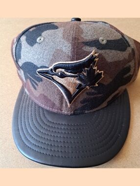 New Era 59FIFTY Toronto Blue Jays Camo Fitted Hat 7 3/8 MLB Cap